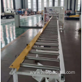 Horizontal wrapping machine with stretch film for packing